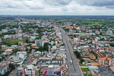 Xây thêm nhiều tuyến giao thông trọng điểm ở Long An